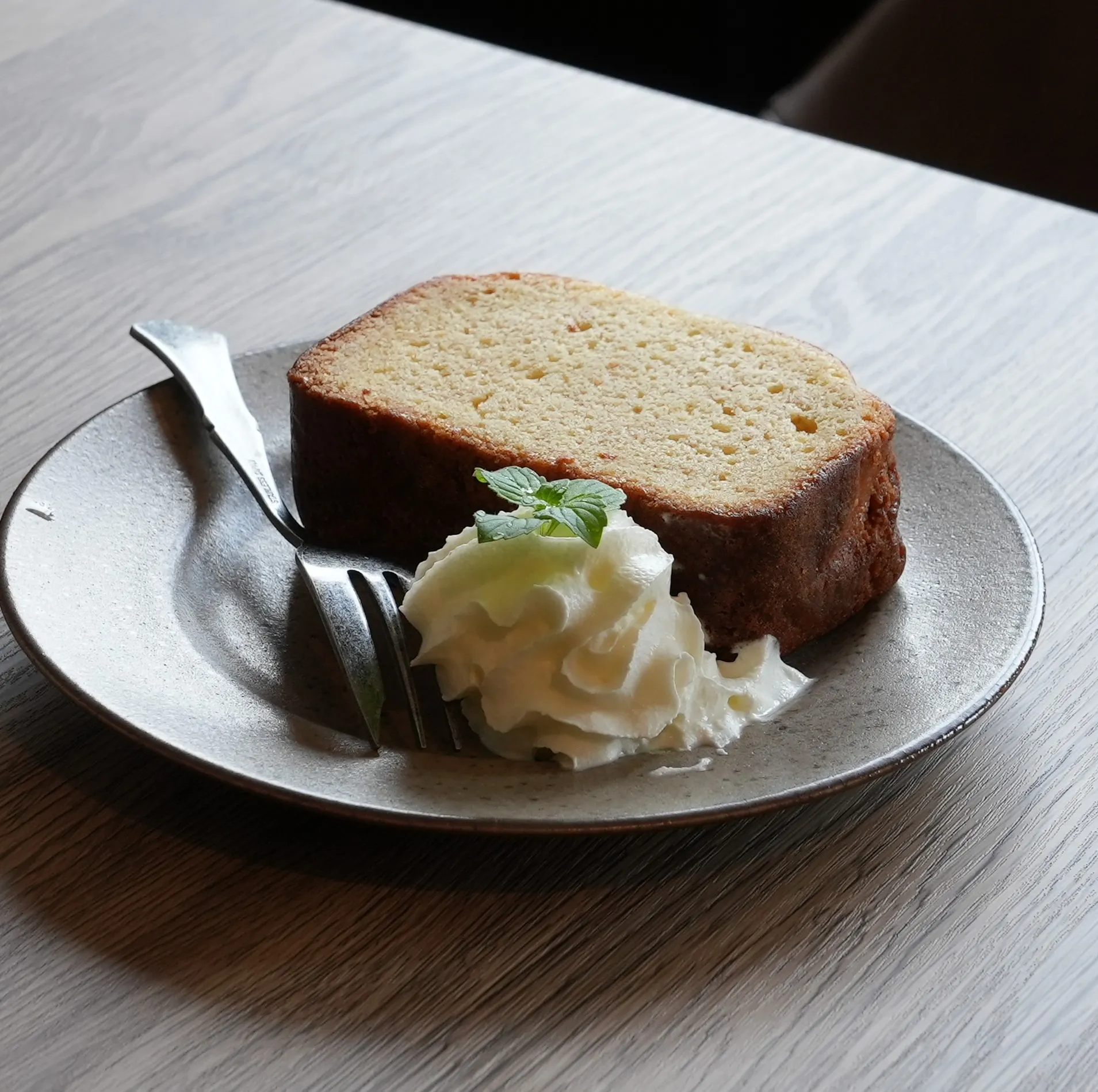 しっとり優しいお味のパウンドケーキ